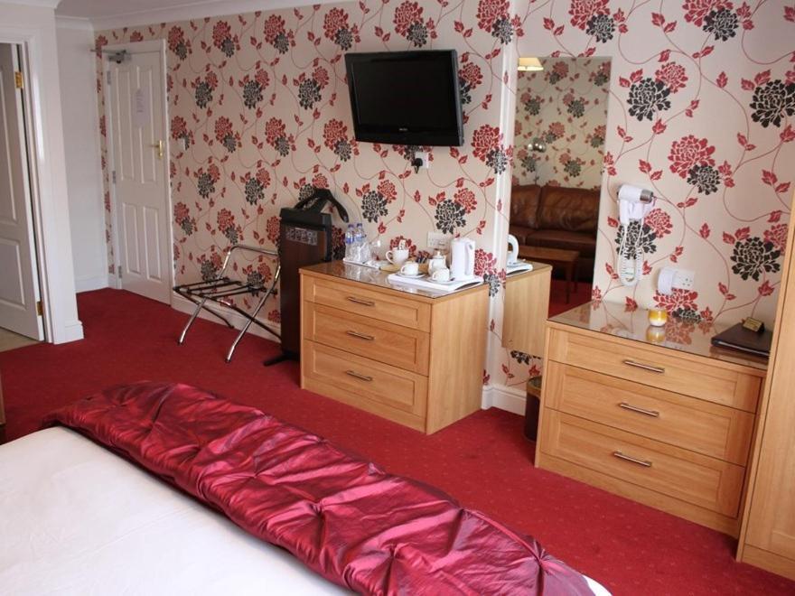 Merton House Worthing Bagian luar foto