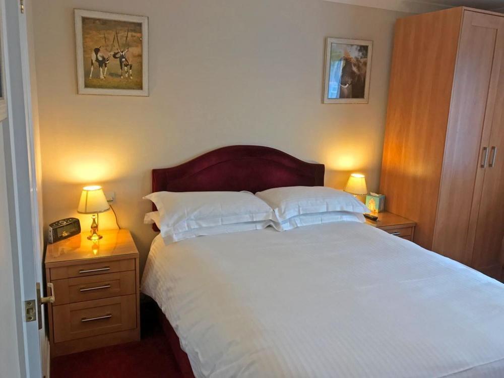 Merton House Worthing Ruang foto